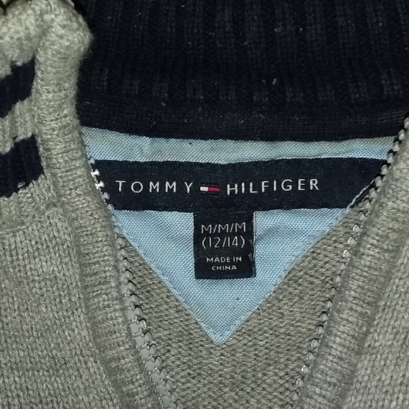 TOMMY HILFIGER GRAY HALF ZIP SWEATER SIZE M/M/M 12-14 - Picture 5 of 6